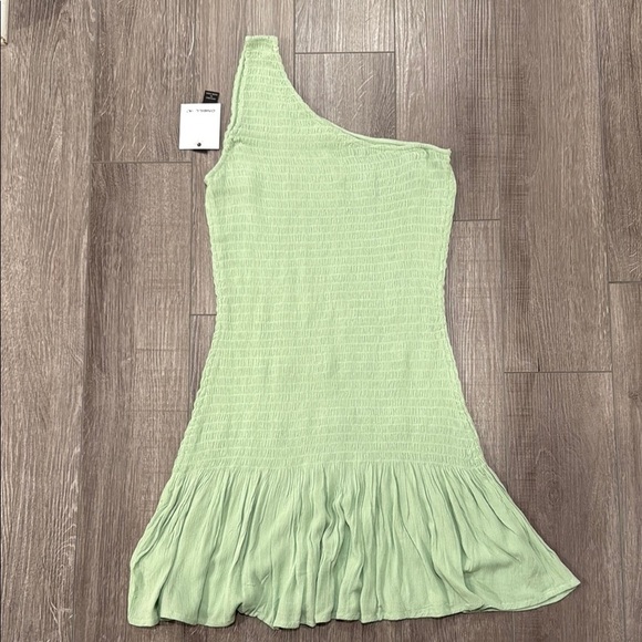 O’Neill Kinsley Dress | Size Small | Pastel Green - Picture 3 of 5